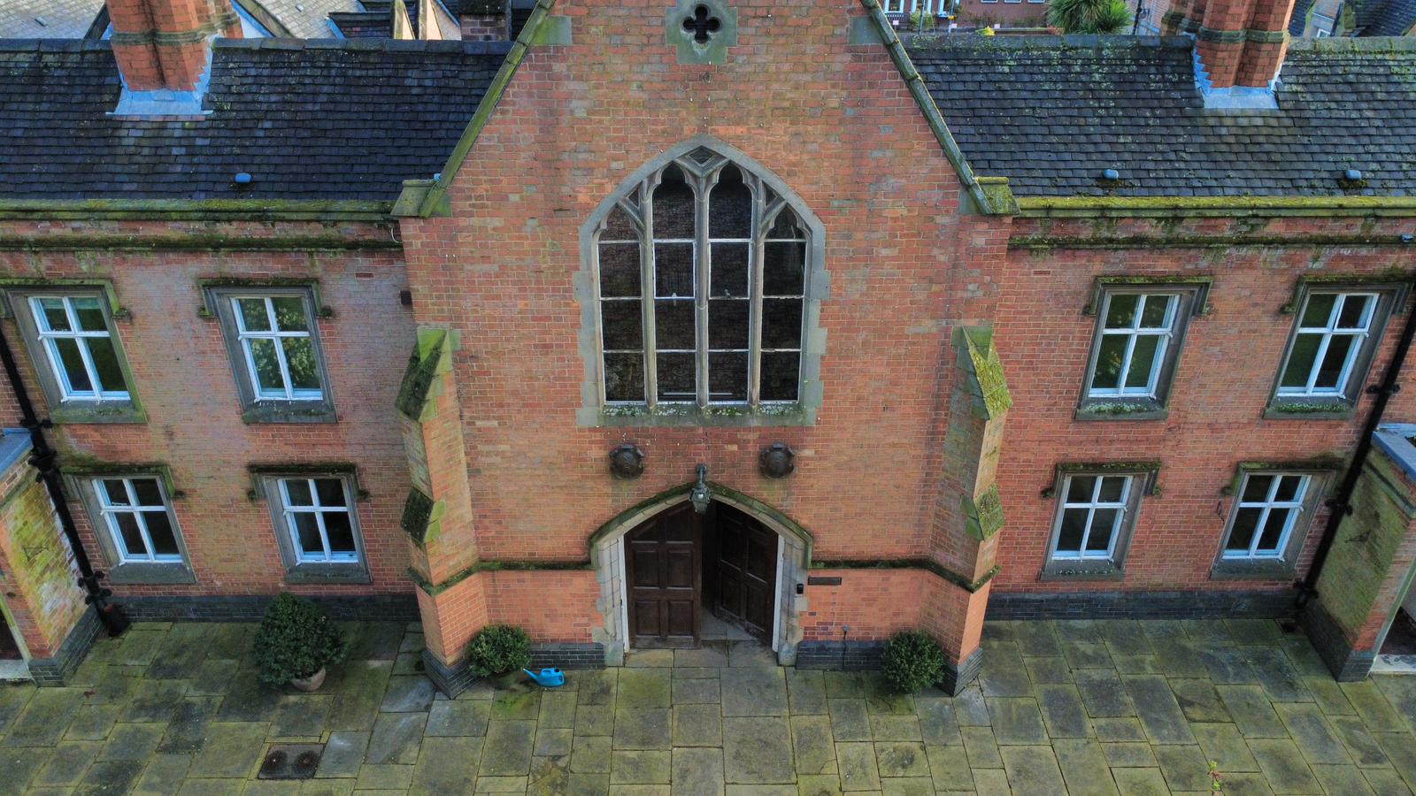 Almhouses London Road